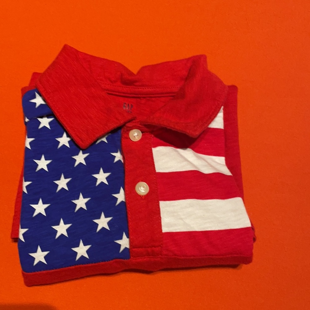 Gap boy t shirt